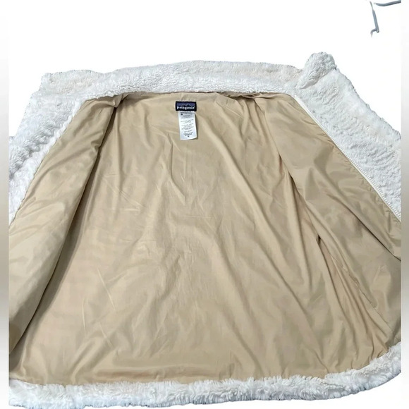 Patagonia Pelage Faux Fur White Medium Jacket - Picture 6 of 14